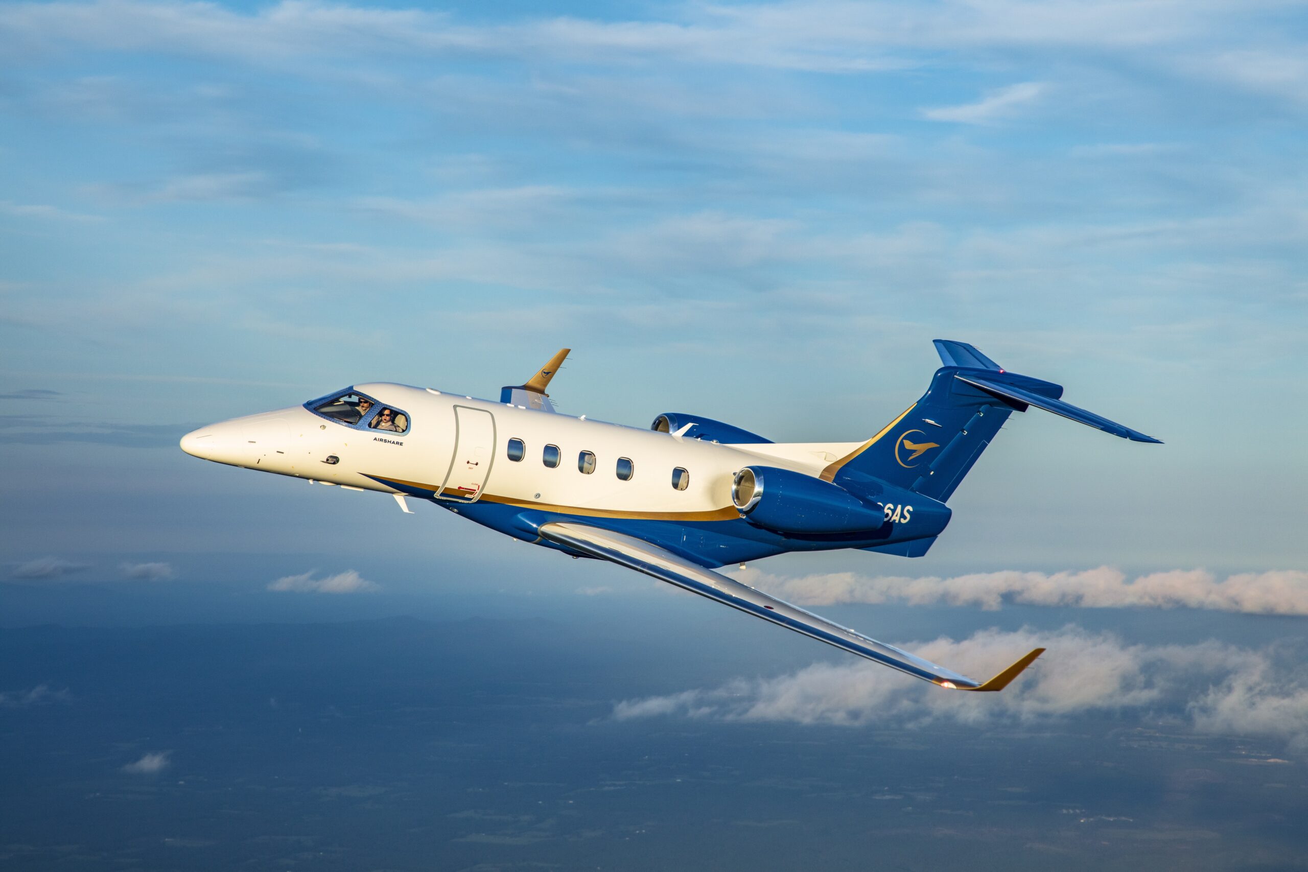 Airshare to equip fleet of Embraer Phenom 300s with Gogo Galileo connectivity