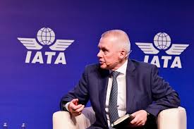 Middle East Disruptions and High Fuel Prices Halve Airline Industry Profitability